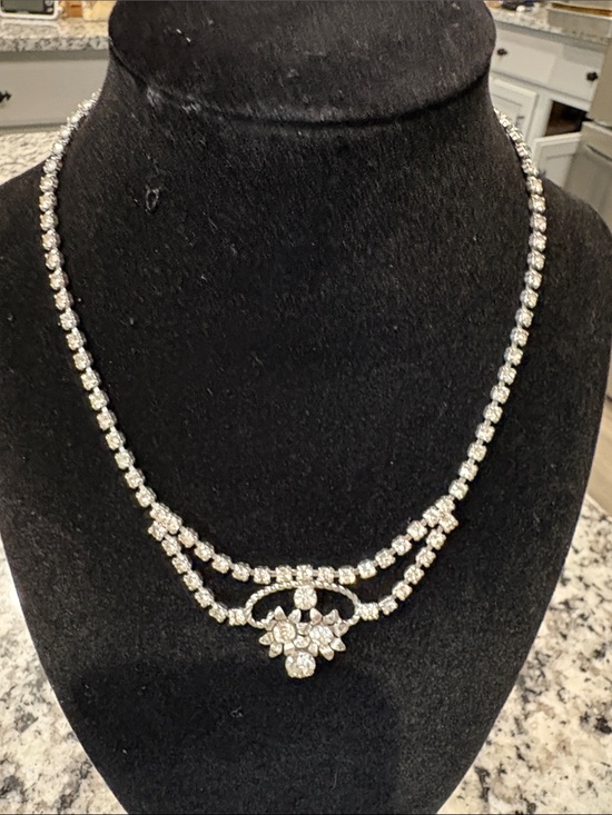 Jewelry - Crystal Floral Double-Row Necklace - Silver Tone Vintage